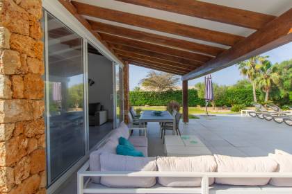 Villa for sale in Binisafua, with pool and close to the sea