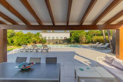 Villa for sale in Binisafua, with pool and close to the sea