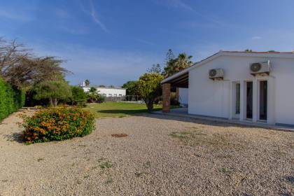 Villa for sale in Binisafua, with pool and close to the sea