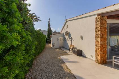 Villa for sale in Binisafua, with pool and close to the sea