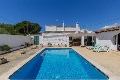 Maison de campagne avec piscine à vendre à Sant Lluís