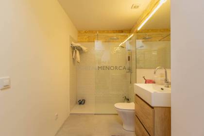 Casa reformada con terraza en venta en Alaior