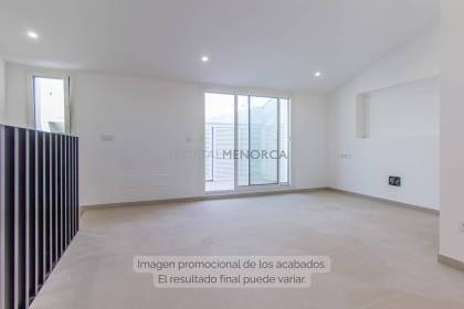 Planta baja con patio en venta en Sant Lluís