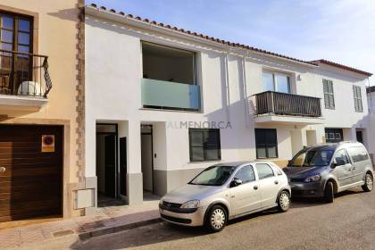 Ground floor flat with patio for sale in Sant Lluís