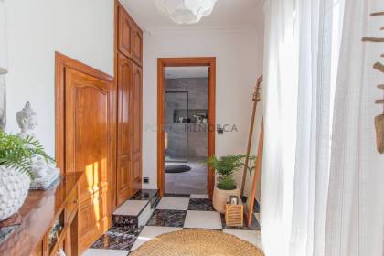 Maison avec garage à vendre dans le centre de Mahón