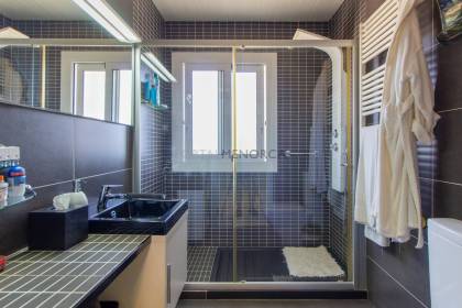 Villa avec vue mer et piscine à vendre à Binidalí