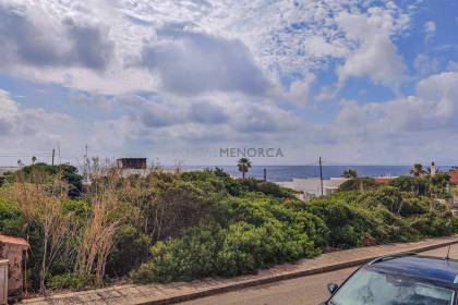 Building plot with sea views for sale in Son Ganxo
