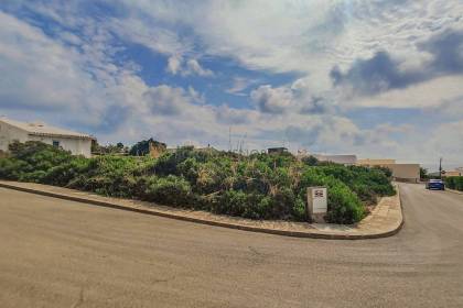 Building plot with sea views for sale in Son Ganxo