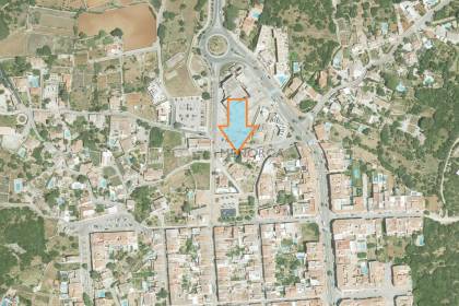 Parcela edificable en venta en Sant Lluís