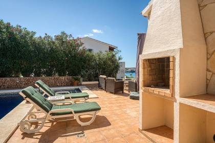 Villa with 4 bedrooms and a pool and spectacular sea and harbour views