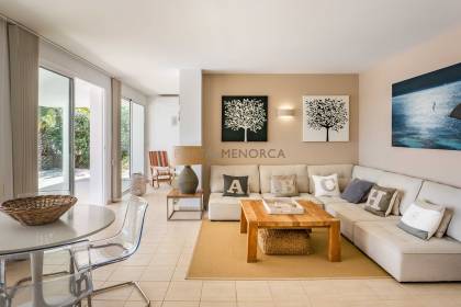 Villa de 4 habitaciones en Binixica