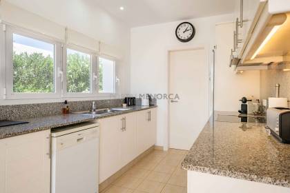 Villa de 4 habitaciones en Binixica
