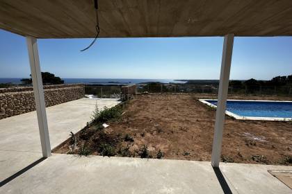 New-build 4 bedroom villa with incredible sea views