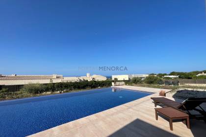 Recently built villa with sea views in Torret de Baix