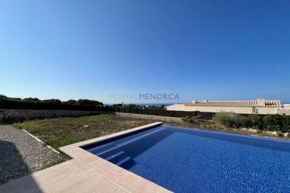 Recently built villa with sea views in Torret de Baix