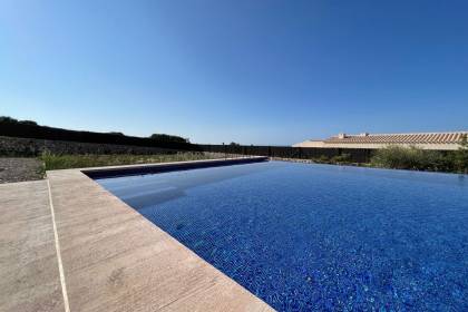 Recently built villa with sea views in Torret de Baix
