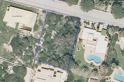 Terrain avec permis de construire accordé pour une magnifique villa de 280m2 avec piscine