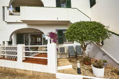 Fabuleux appartement avec piscine et vue sur la campagne à Addaia