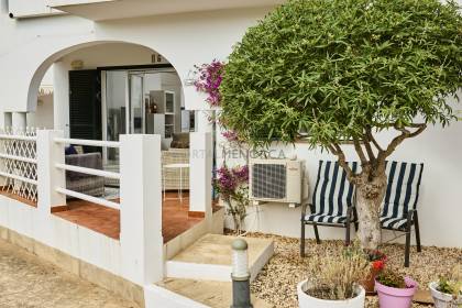 Fabuleux appartement avec piscine et vue sur la campagne à Addaia