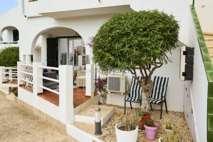 Fabuleux appartement avec piscine et vue sur la campagne à Addaia