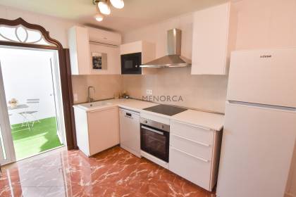 Apartamento en planta baja en el centro de Sant Lluís.