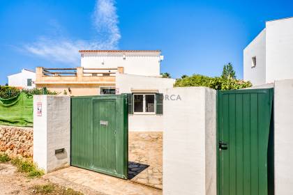 Moderno chalet de 3 dormitorios con piscina en la costa Sur de Menorca