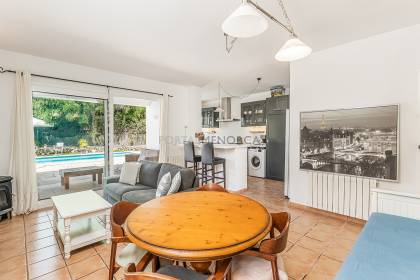 Moderno chalet de 3 dormitorios con piscina en la costa Sur de Menorca