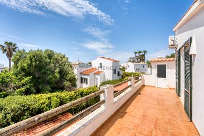 Moderno chalet de 3 dormitorios con piscina en la costa Sur de Menorca