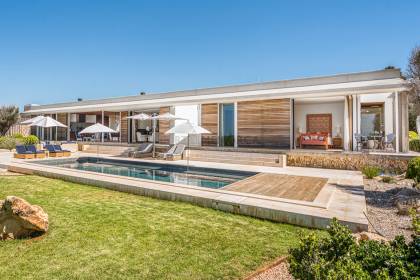 Spectacular front line house in Binidali, Menorca.