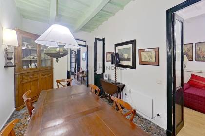 Maison de trois chambres de plain-pied avec un spectaculaire sous-sol.
