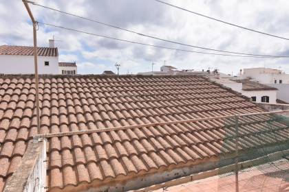 Casa amplia y luminosa en primera planta en Es Castell