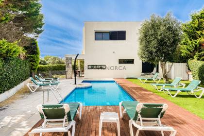 Modern 4 bedroom villa with a tourist licence in Sol Del Este, Es Castell.