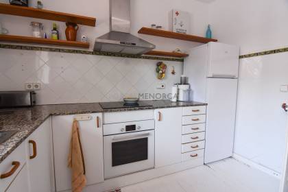 Charmante maison traditionnelle rénovée avec patio dans le centre de Mahon