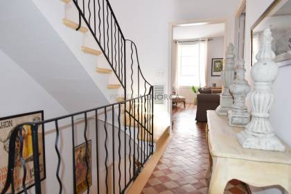 Charmante maison traditionnelle rénovée avec patio dans le centre de Mahon