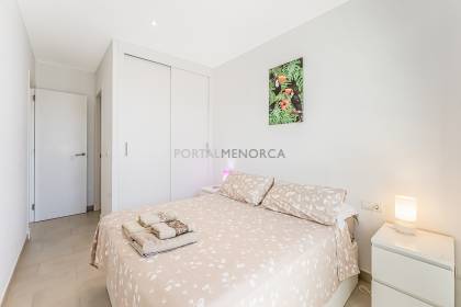 Chalet con piscina y licencia turística en Addaia
