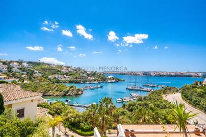 Elegant 3-Bedroom Villa with Panoramic Sea Views in Cala Llonga
