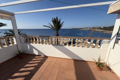 Seafront house with stunning views of the sea and Isla del Aire in S'Algar