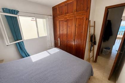 Seafront house with stunning views of the sea and Isla del Aire in S'Algar