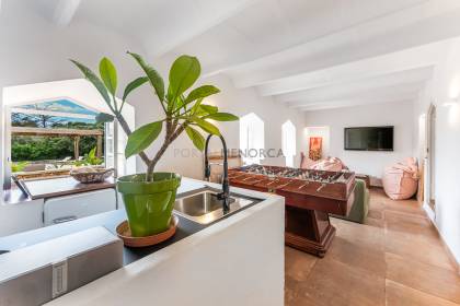 Renovated Villa with Private Pool, Tennis Court and Sea Views in Alcaufar
