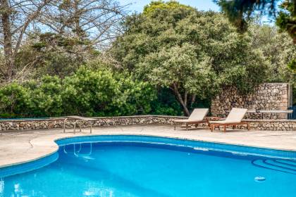 Renovated Villa with Private Pool, Tennis Court and Sea Views in Alcaufar