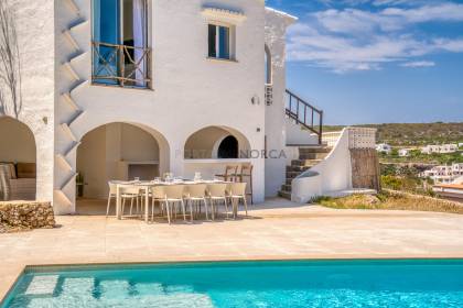 Villa with spectacular sea views and tourist licence in Cala Morell