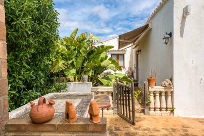 Une villa privée avec piscine à Trebalúger, Es Castell.