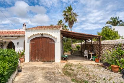 Une villa privée avec piscine à Trebalúger, Es Castell.