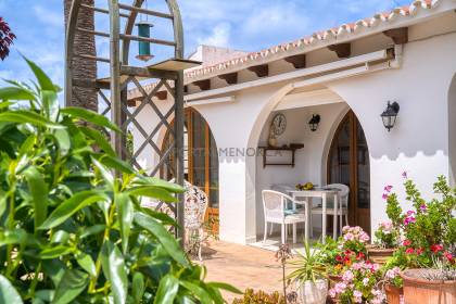 Une villa privée avec piscine à Trebalúger, Es Castell.