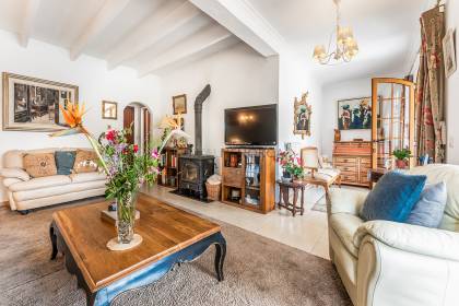 Une villa privée avec piscine à Trebalúger, Es Castell.