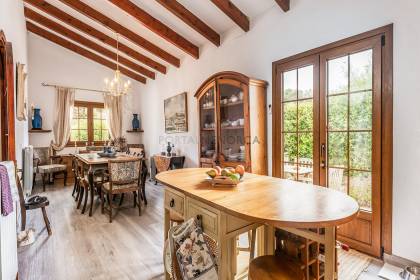 Une villa privée avec piscine à Trebalúger, Es Castell.