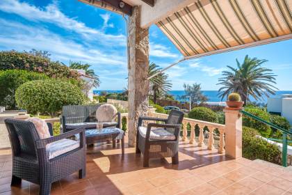 Renovated villa with sea views in S'Algar