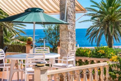 Renovated villa with sea views in S'Algar