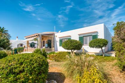 Renovated villa with sea views in S'Algar