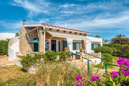 Renovated villa with sea views in S'Algar